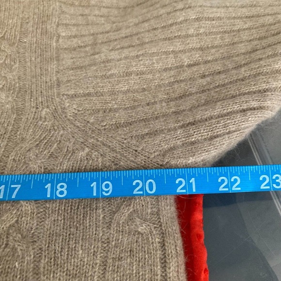 Petite Sophisticate Sweater Womens Sz P Tan Beige Angora Wool Pull Over - Picture 6 of 8